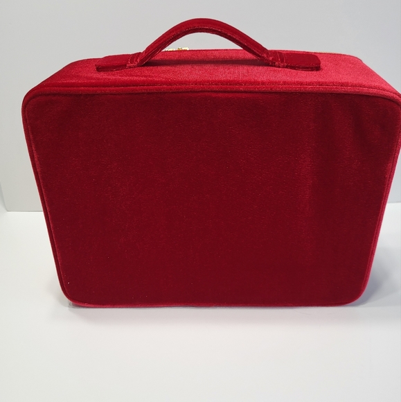 Estee Lauder Red Velvet Makeup Train Case 2023 Holiday Edition NEW - Picture 8 of 11